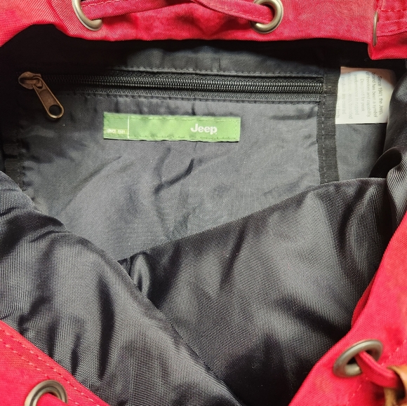 Jeep Red Rucksack Backpack - Picture 10 of 12